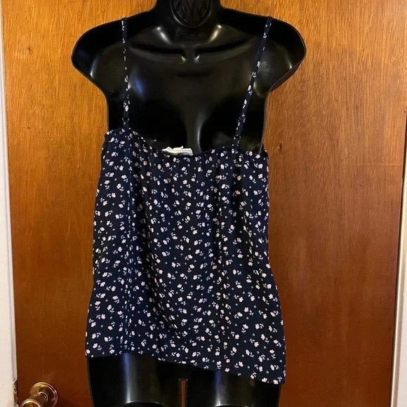 Hippie Rose Blue Floral Sleeveless Blouse - Picture 15 of 16